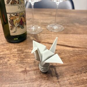 Umbra Origami Crane Wine Bottle Stopper Gray